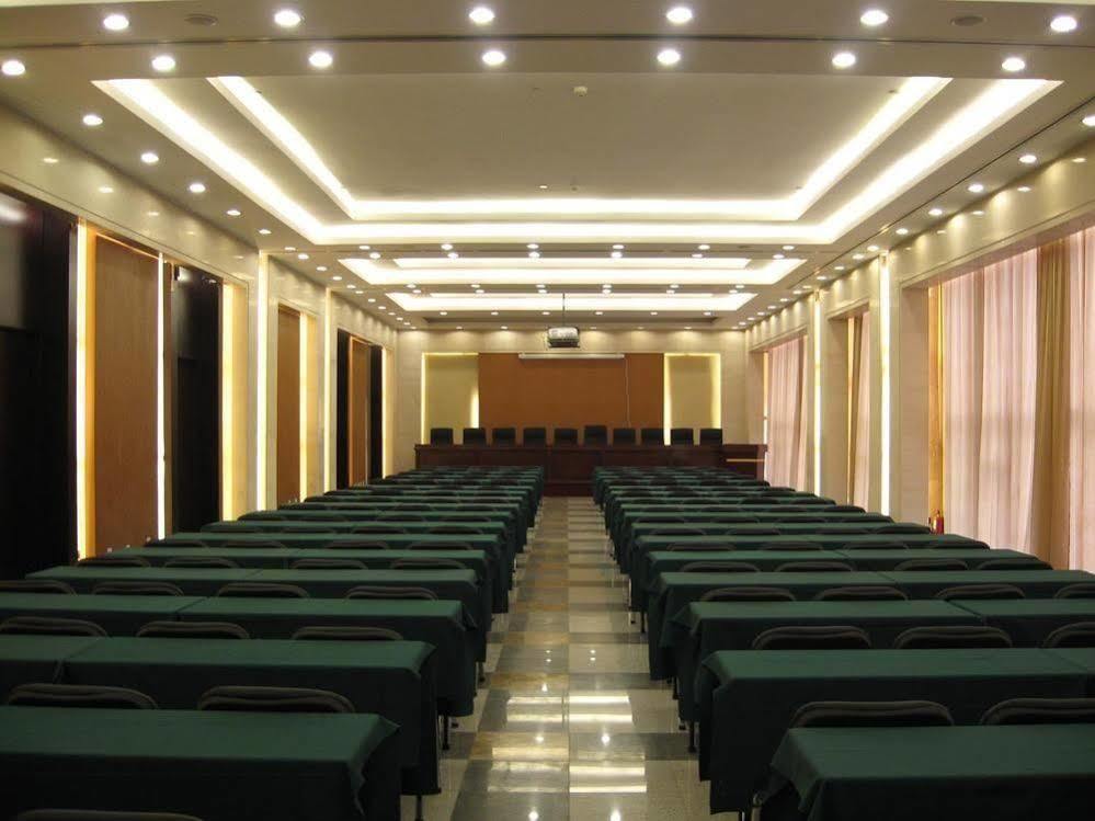 Tianrui Business Hotel Taiyuan  Exterior foto